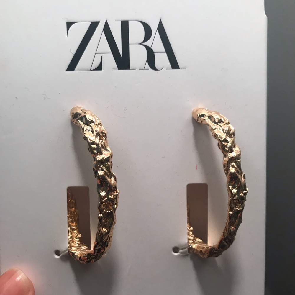 Zara Gold Hoop Earrings